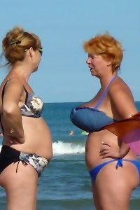 Russian mature grannies on the beach! amateur mix!